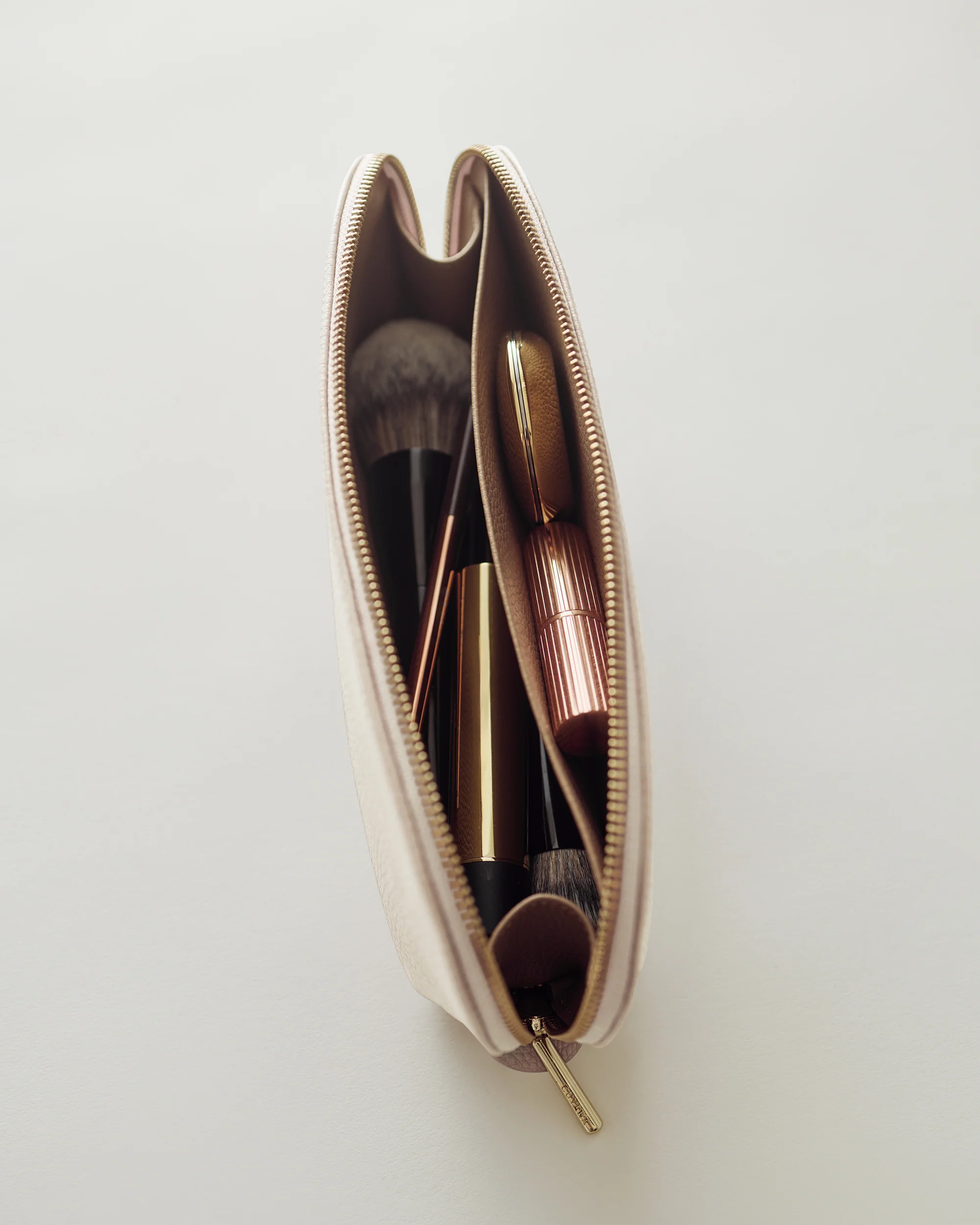 Beauty Case - Image 75