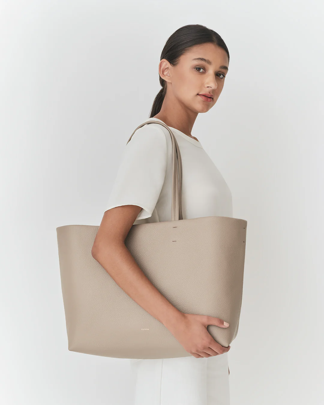 Classic Easy Tote - Image 109