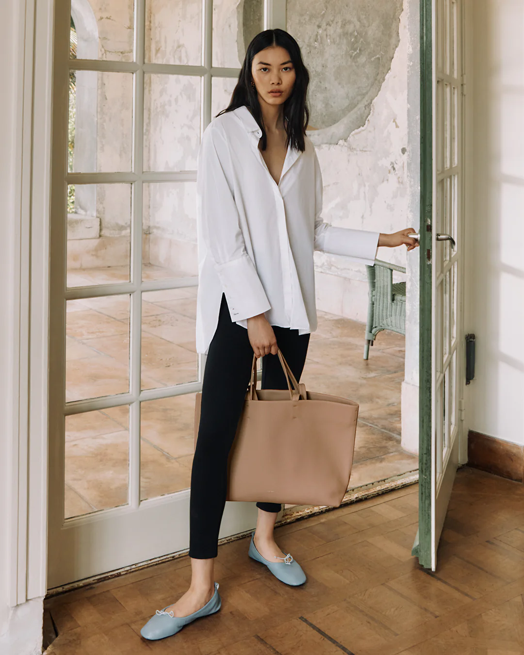 Classic Easy Tote - Image 164