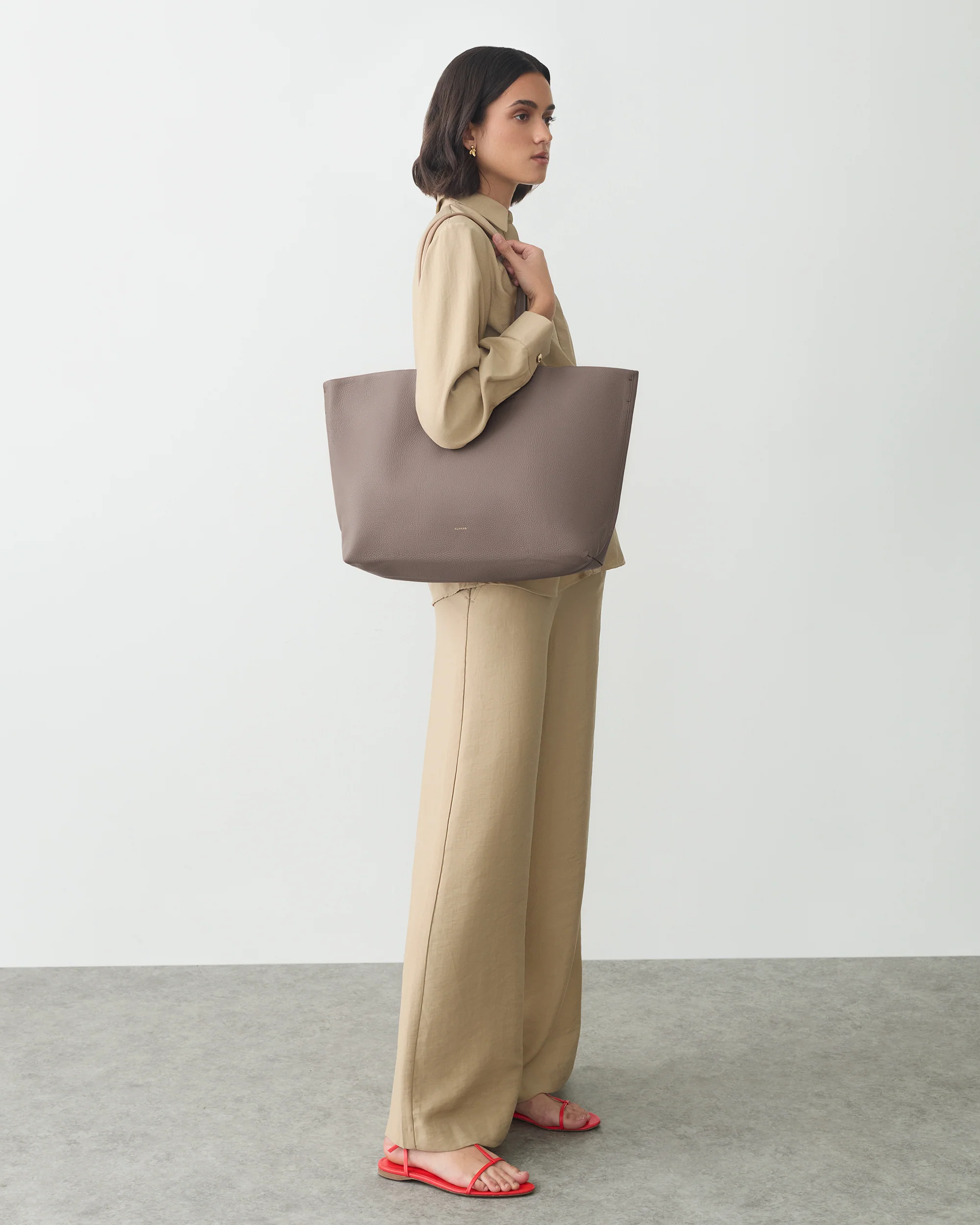 Classic Easy Tote - Image 216