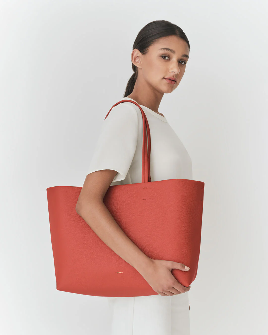 Classic Easy Tote - Image 23