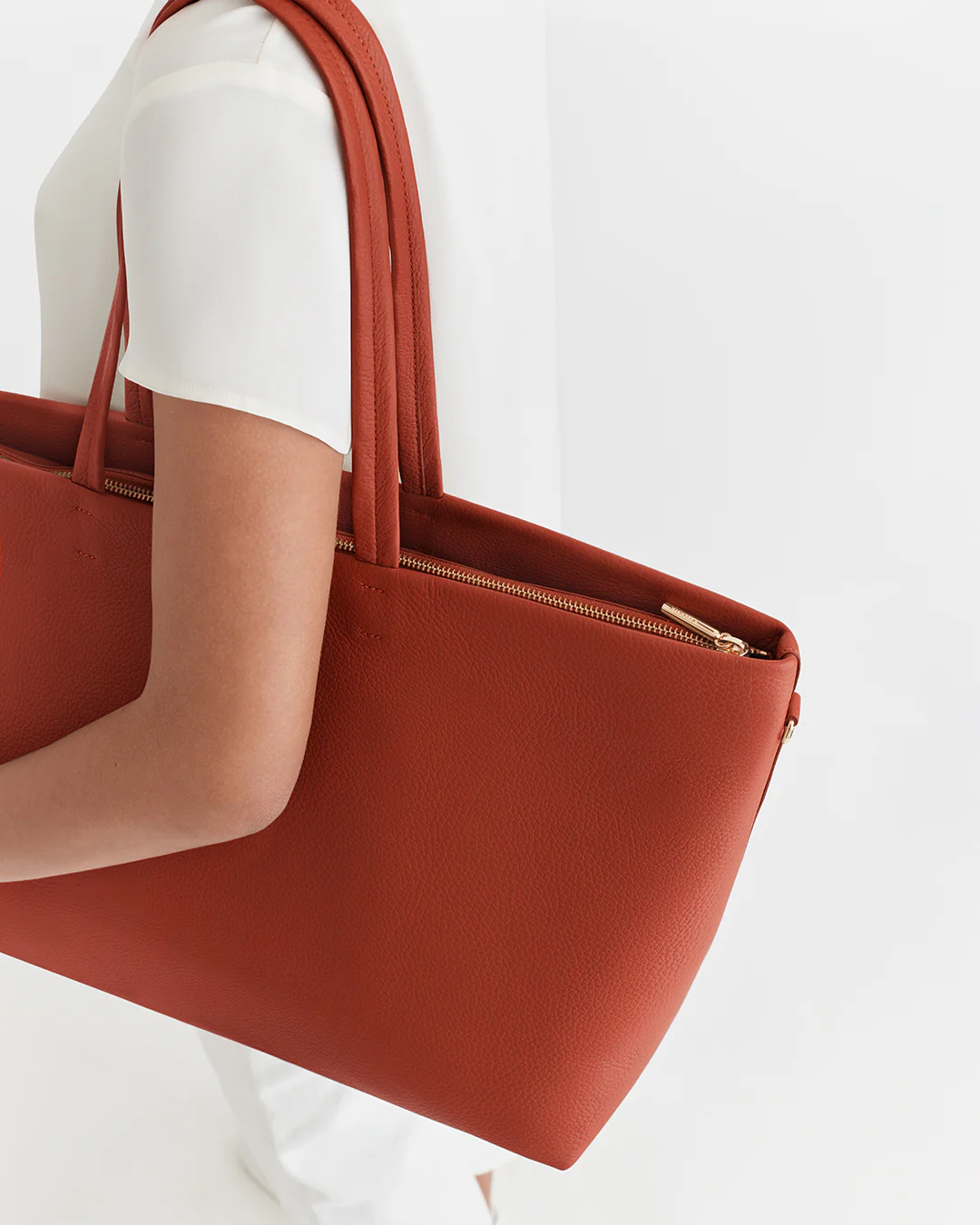 Classic Easy Zipper Tote - Image 128