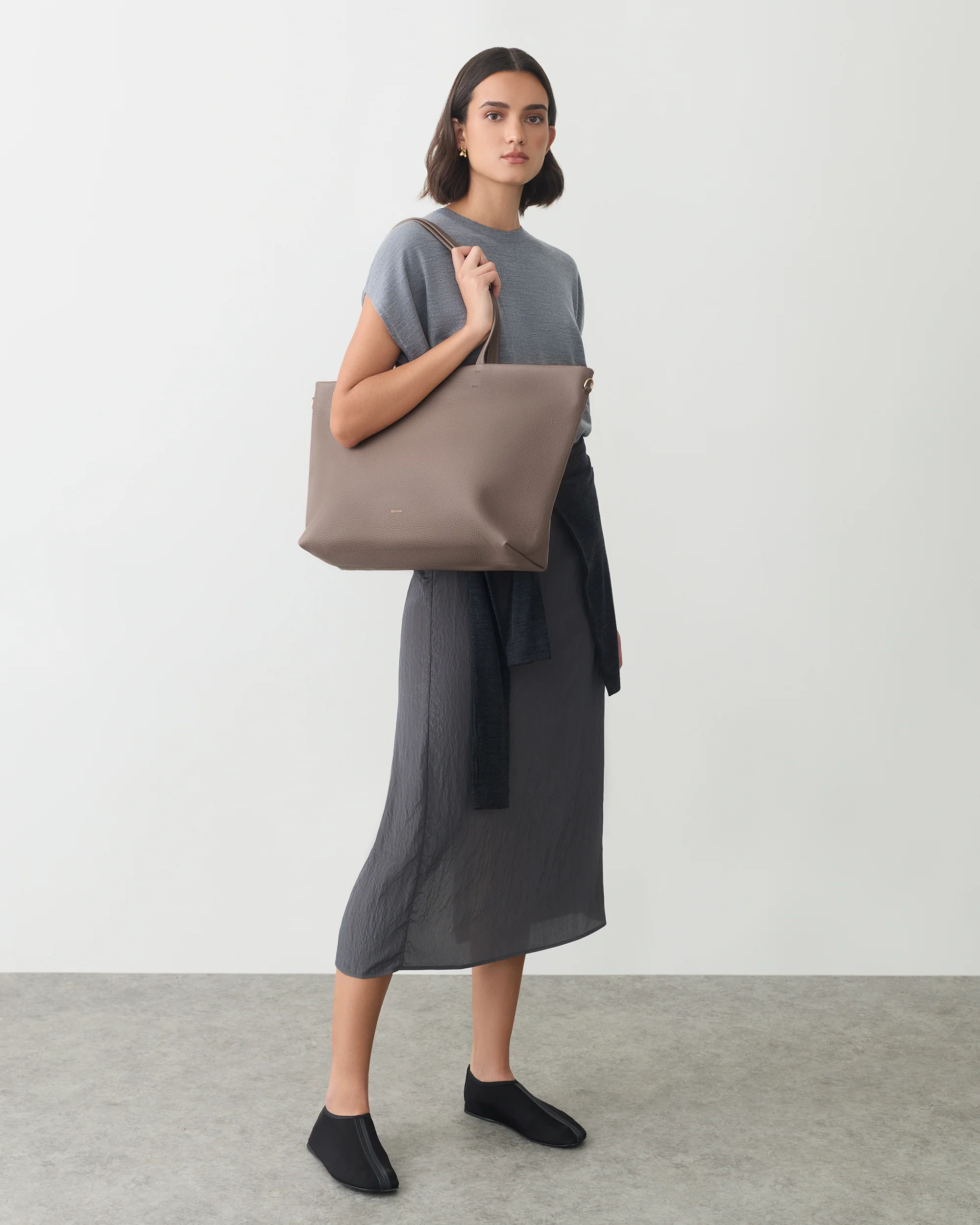 Classic Easy Zipper Tote - Image 177