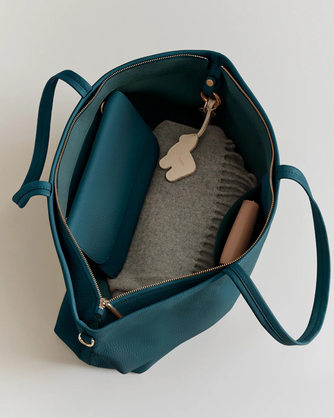 Classic Easy Zipper Tote - Image 90
