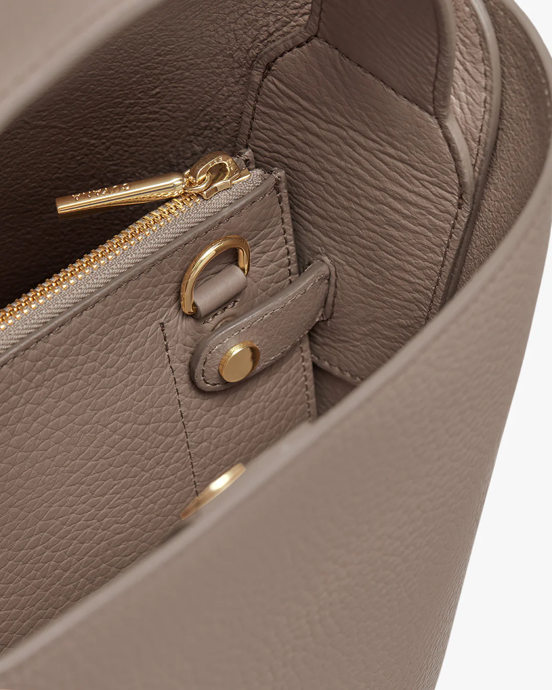 Linea Bucket Bag - Image 50