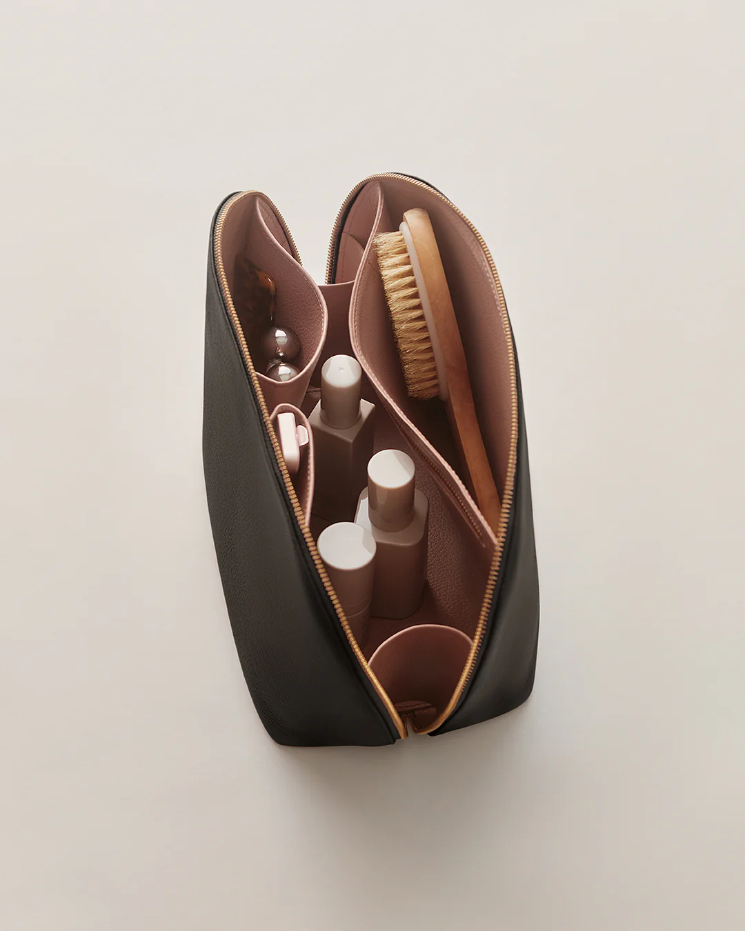 Voyager Travel Case - Image 14