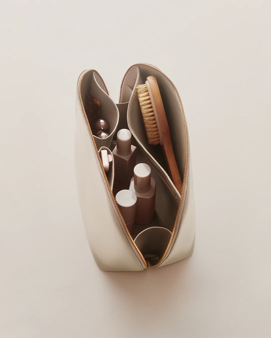 Voyager Travel Case - Image 15