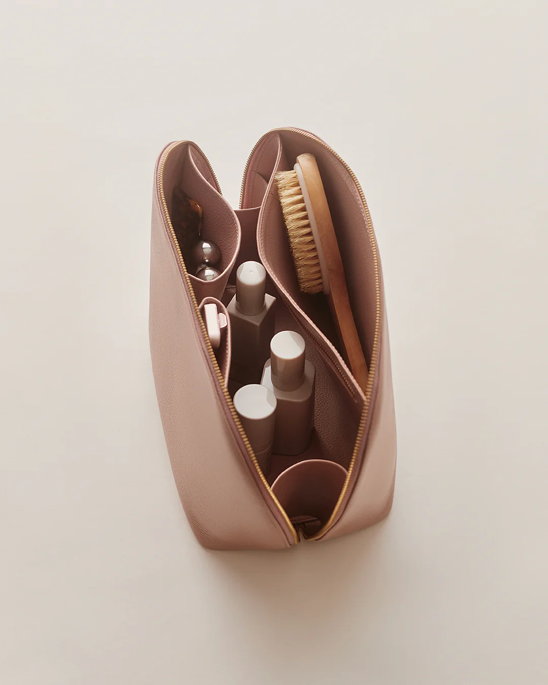 Voyager Travel Case - Image 16