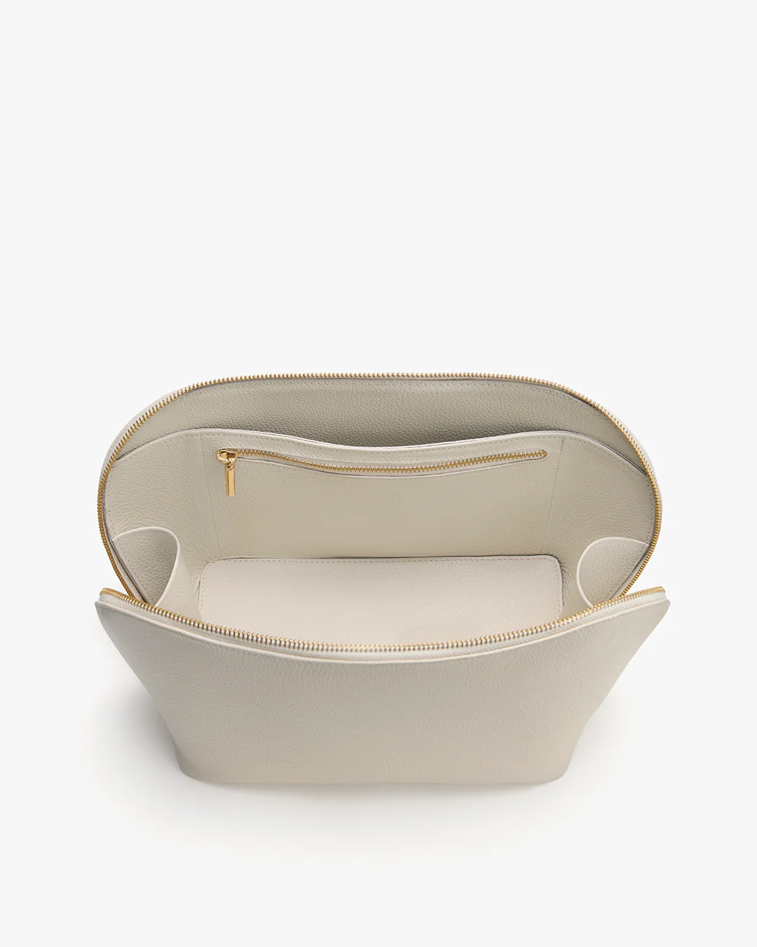 Voyager Travel Case - Image 19