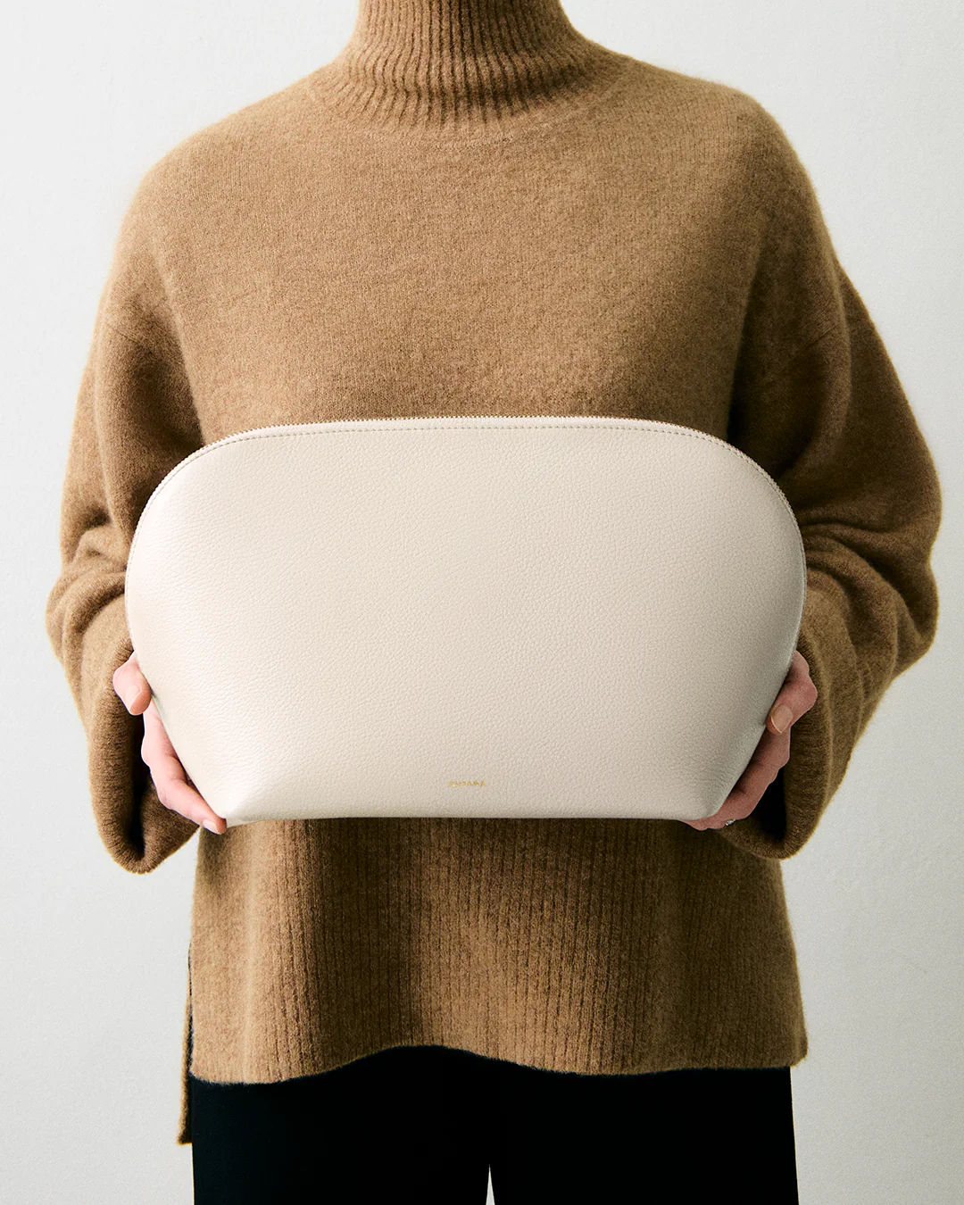 Voyager Travel Case - Image 36