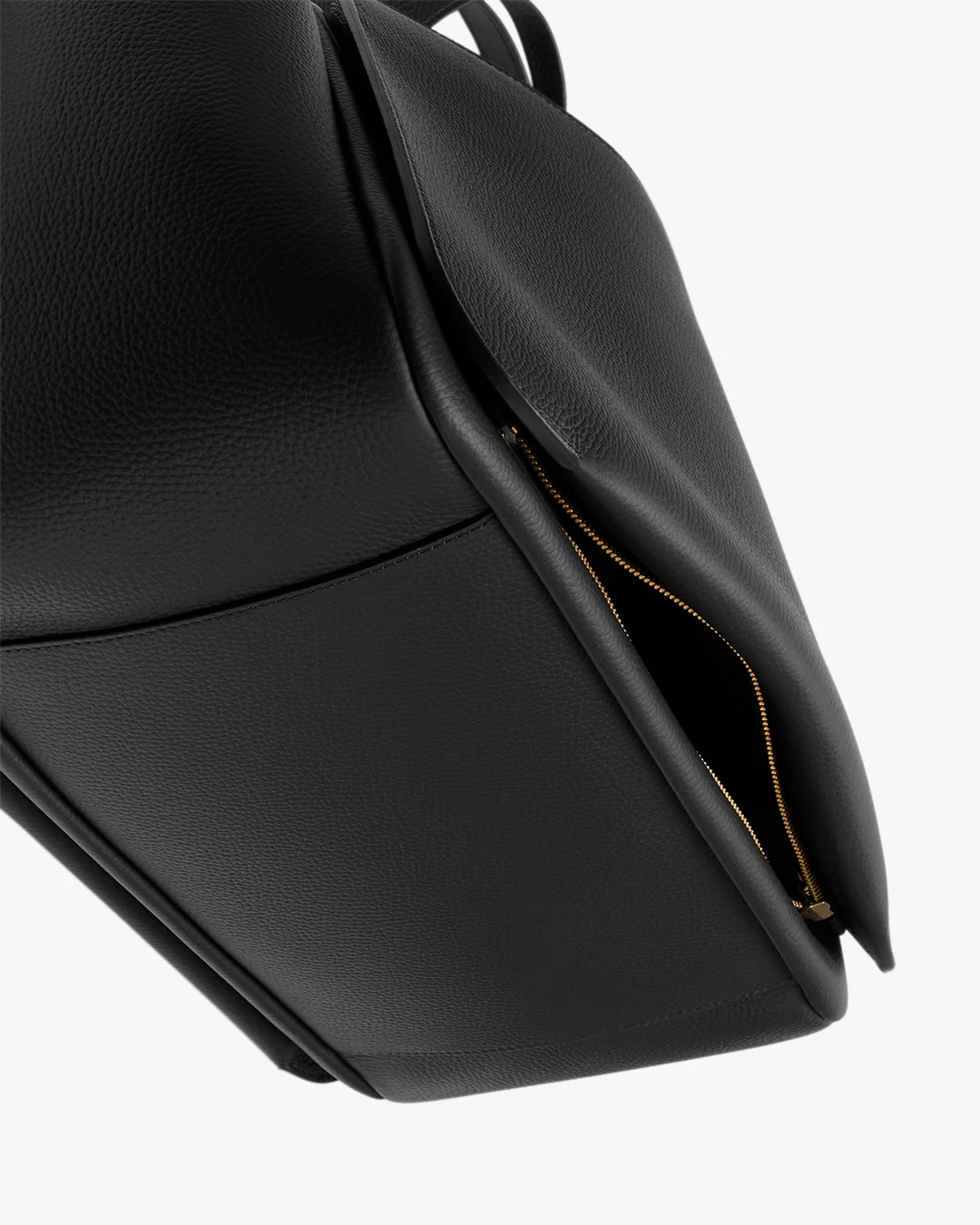 Mila Satchel - Image 26