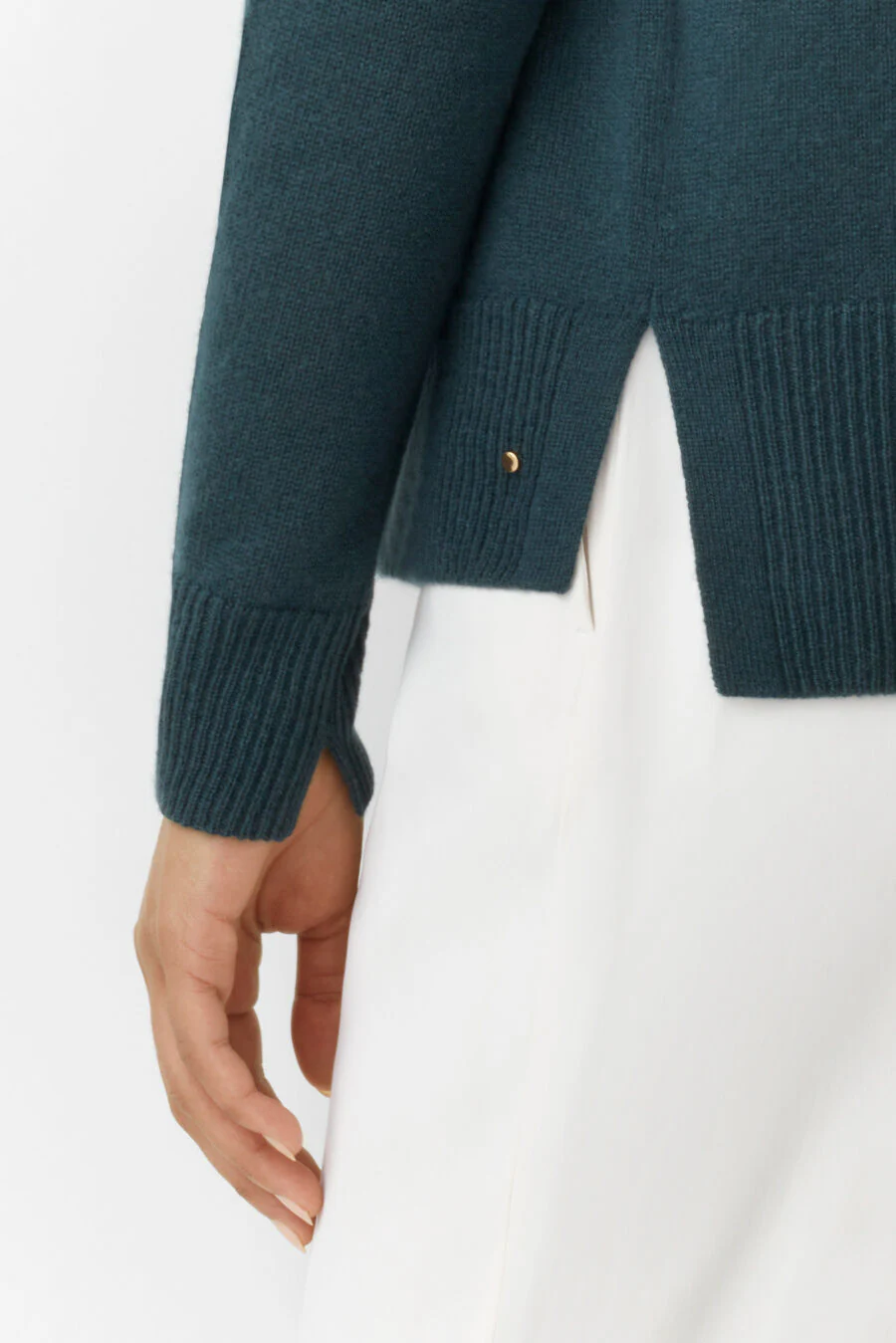 Single-Origin Cashmere Cardigan - Image 27