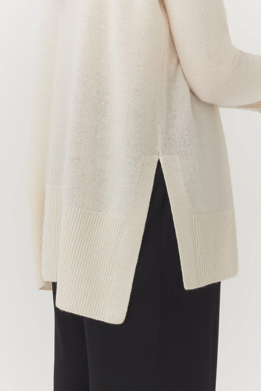 Single-Origin Cashmere Funnel Neck Sweater - Image 8