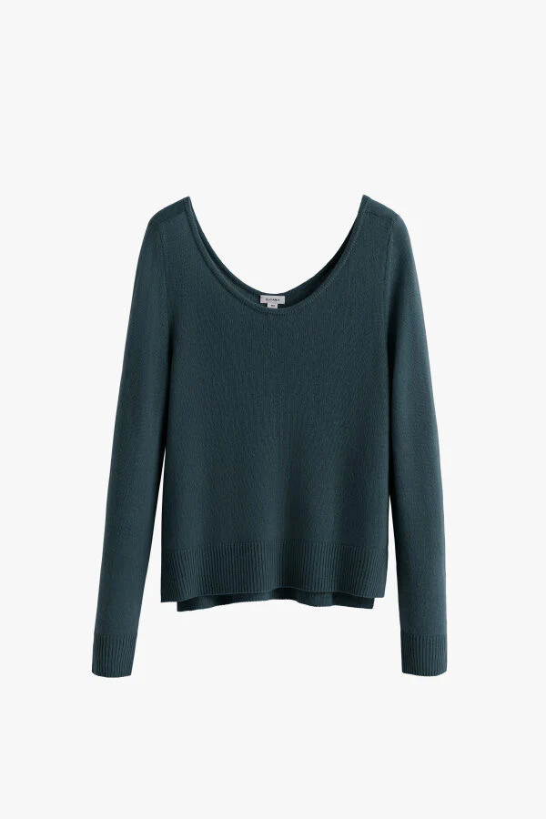 Single-Origin Cashmere Scoop Neck Sweater - Image 24