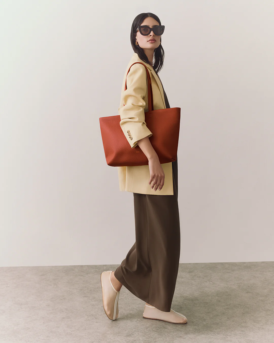 Small Easy Tote - Image 132