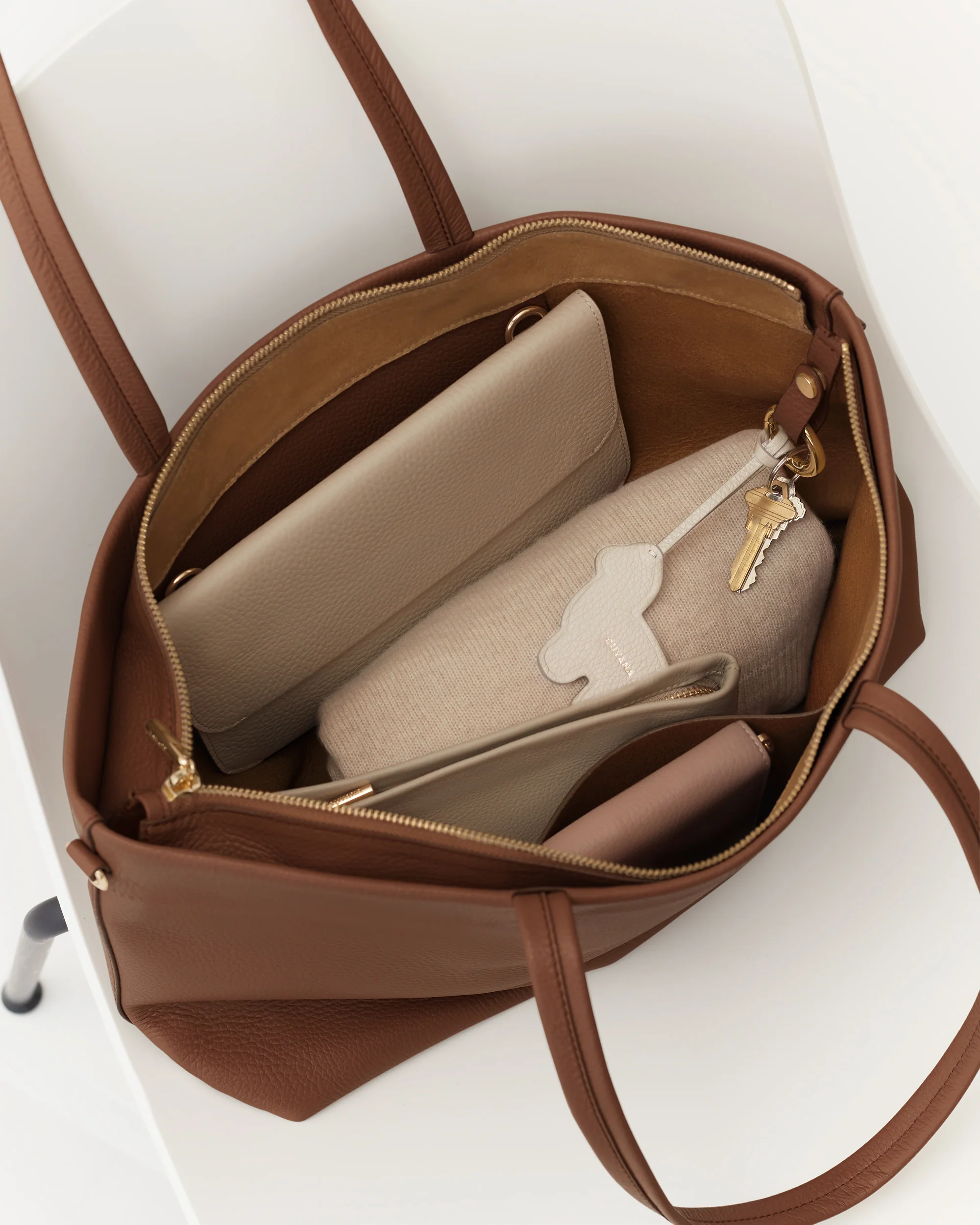 Small Easy Zipper Tote - Image 198