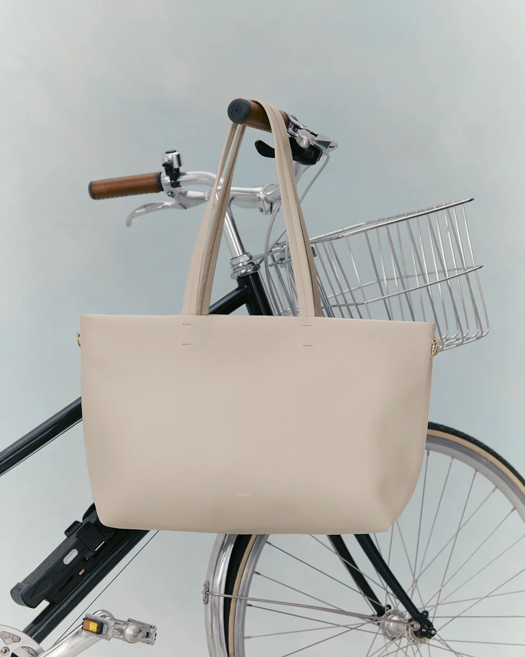 Small Easy Zipper Tote - Image 74