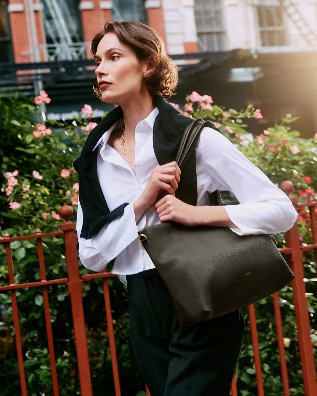 Small Easy Zipper Tote - Image 95