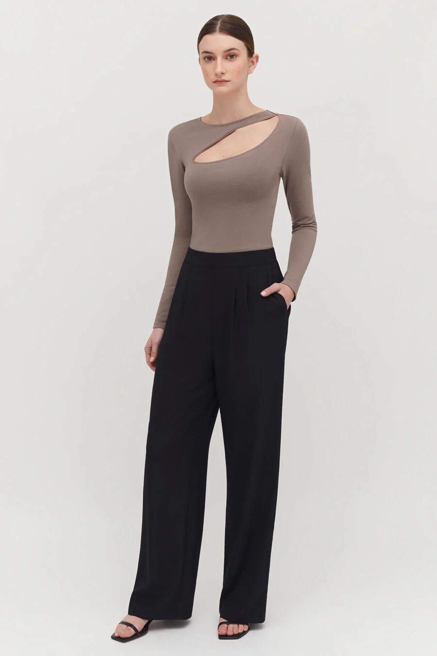 Stretch Long Sleeve Tee - Image 9