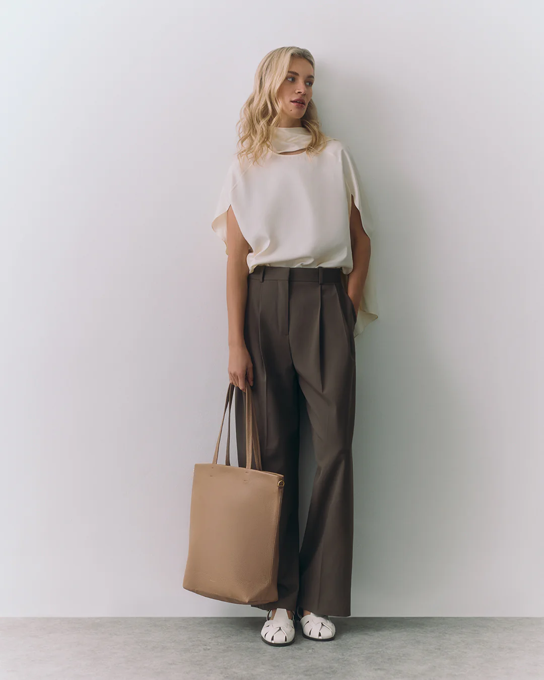 Tall Easy Zipper Tote - Image 133