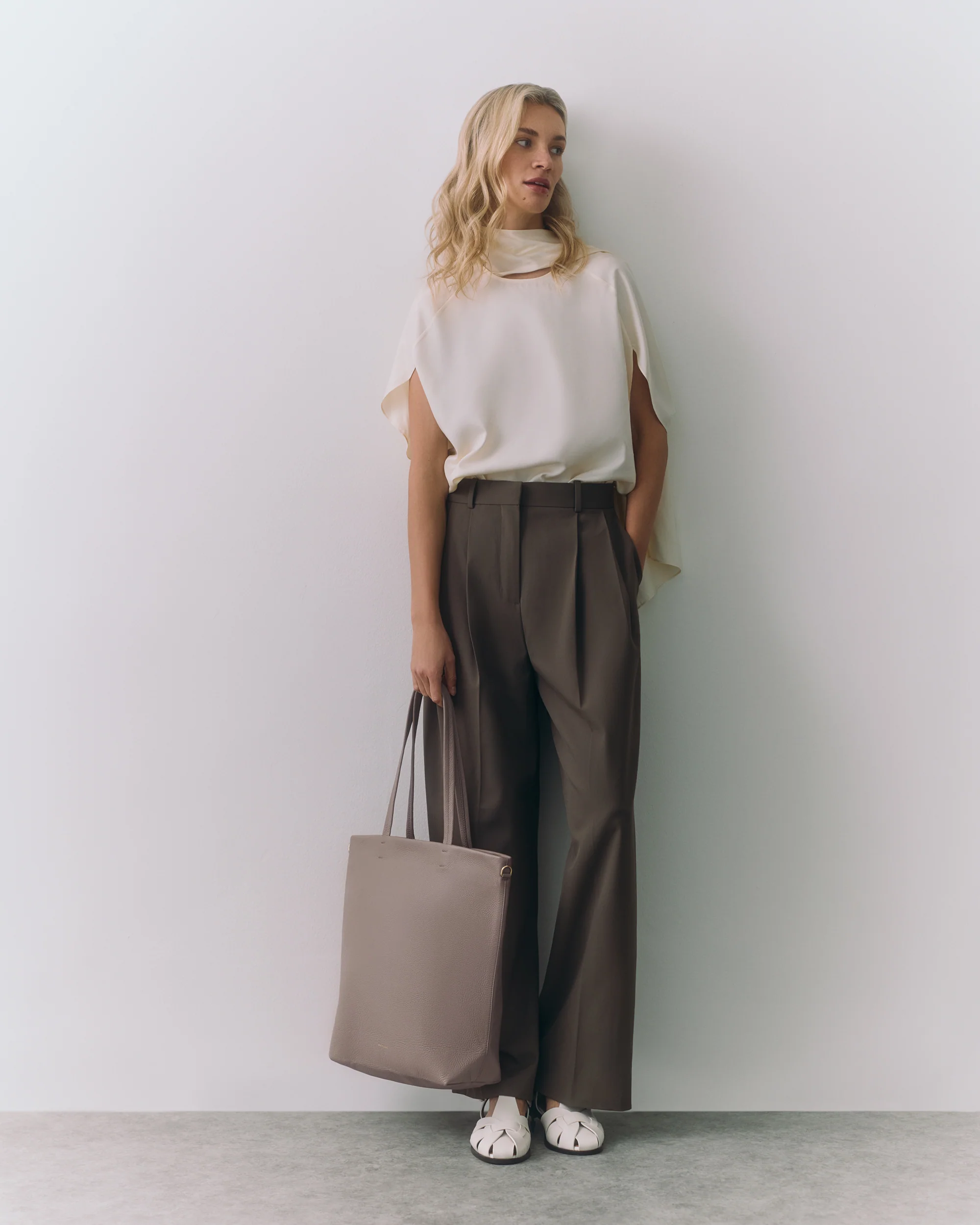 Tall Easy Zipper Tote - Image 174