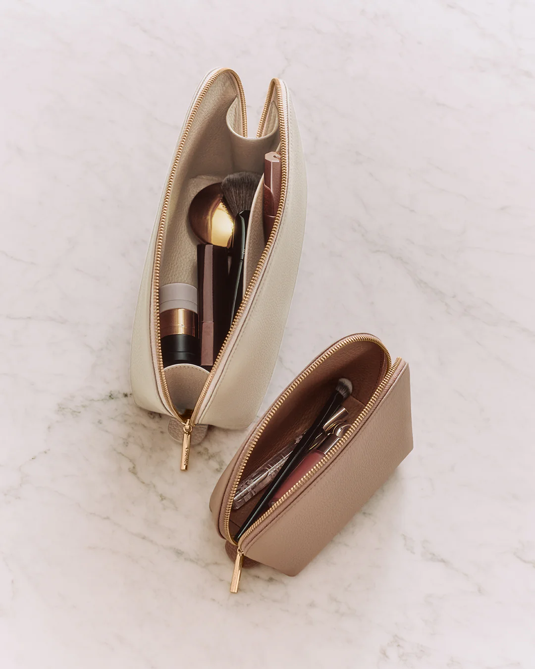 Travel Case Set - Image 189